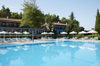 Simantro Beach Hotel 